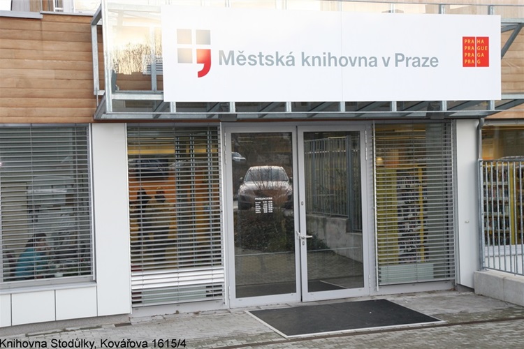 vyzaduji