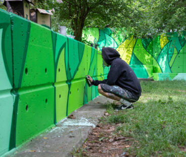 Mural art – hřiště ve vnitrobloku u MŠ U Bobříka (5)