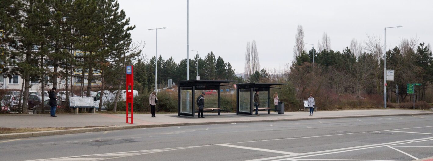 Autobusová zastávka VELKÁ OHRADA 2022 (3)