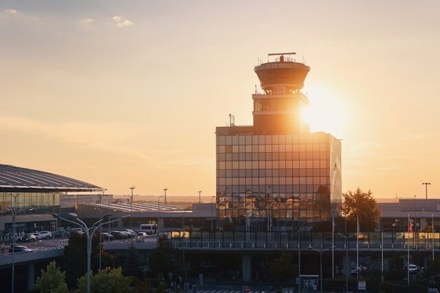 Údržba letiště Airport_C